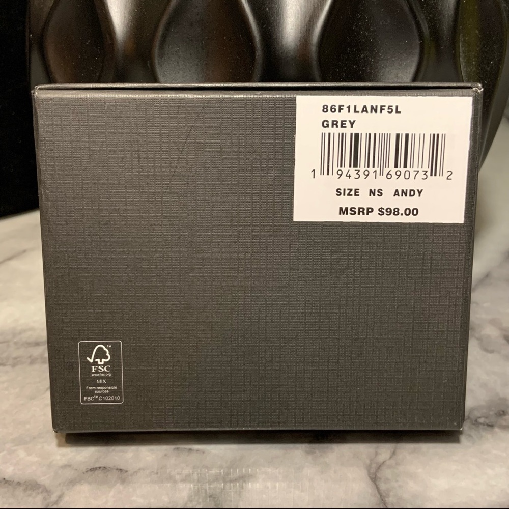 Michael Kors Men's Slim Billfold Grey Leather Wallet NWT $98 - Picture 9 of 9